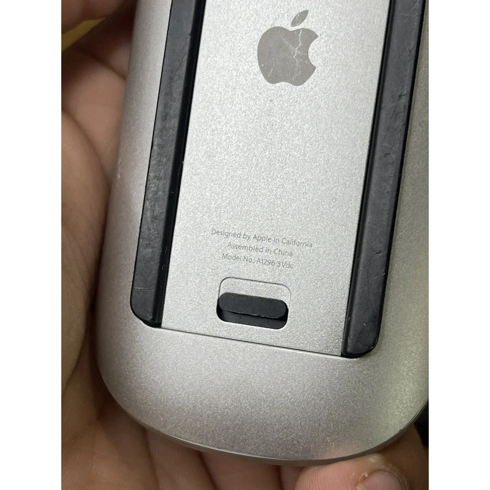 Apple‎ Bluetooth Wireless Magic Mouse - Model A1296